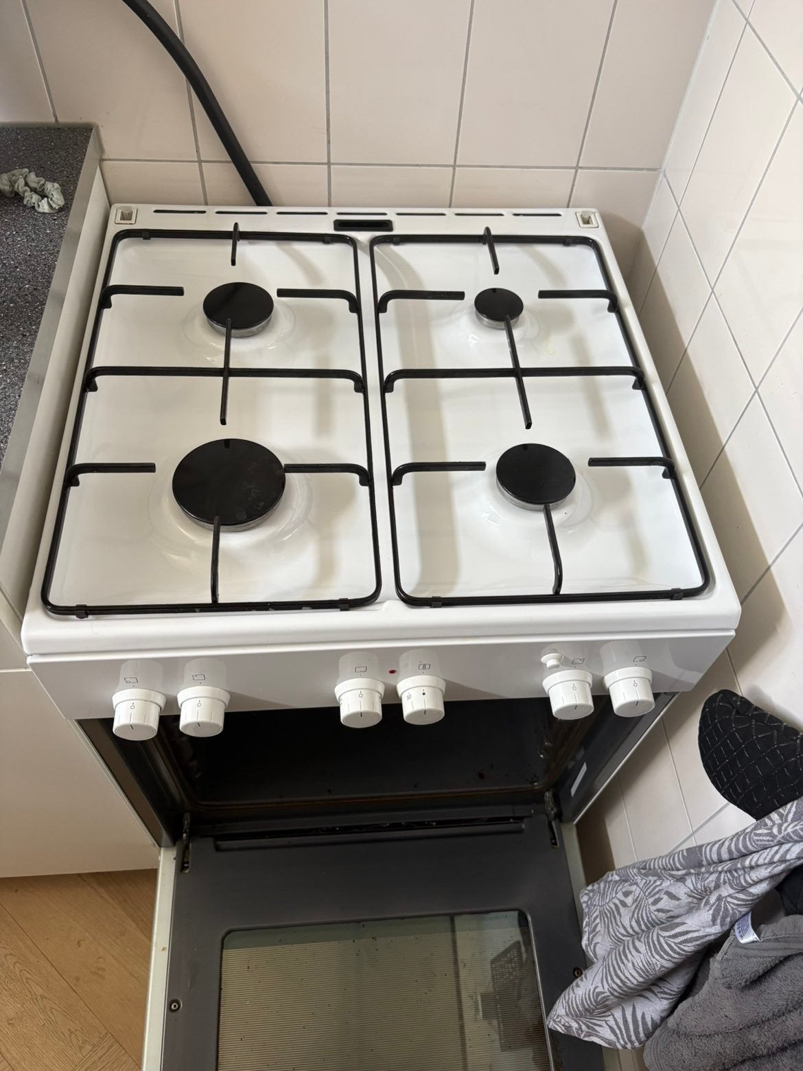 Vrijstaand gasfornuis met oven, Witgoed en Apparatuur, Ophalen, Gebruikt, 60 cm of meer, 4 kookzones