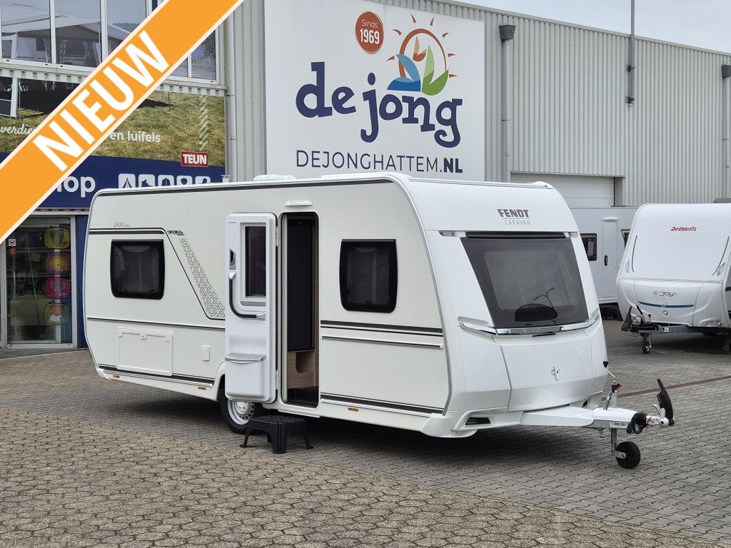 Fendt Apero 495 SG Gratis Mover!, Standaardzit, Bedrijf, 1250 - 1500 kg, 2 aparte bedden
