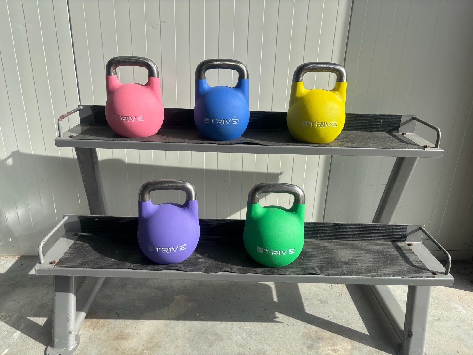 Nieuwe Strive Competitie Kettlebell Set (8-24 kg), Sport en Fitness, Fitnessmaterialen, Strive, Ophalen of Verzenden, Kettlebell