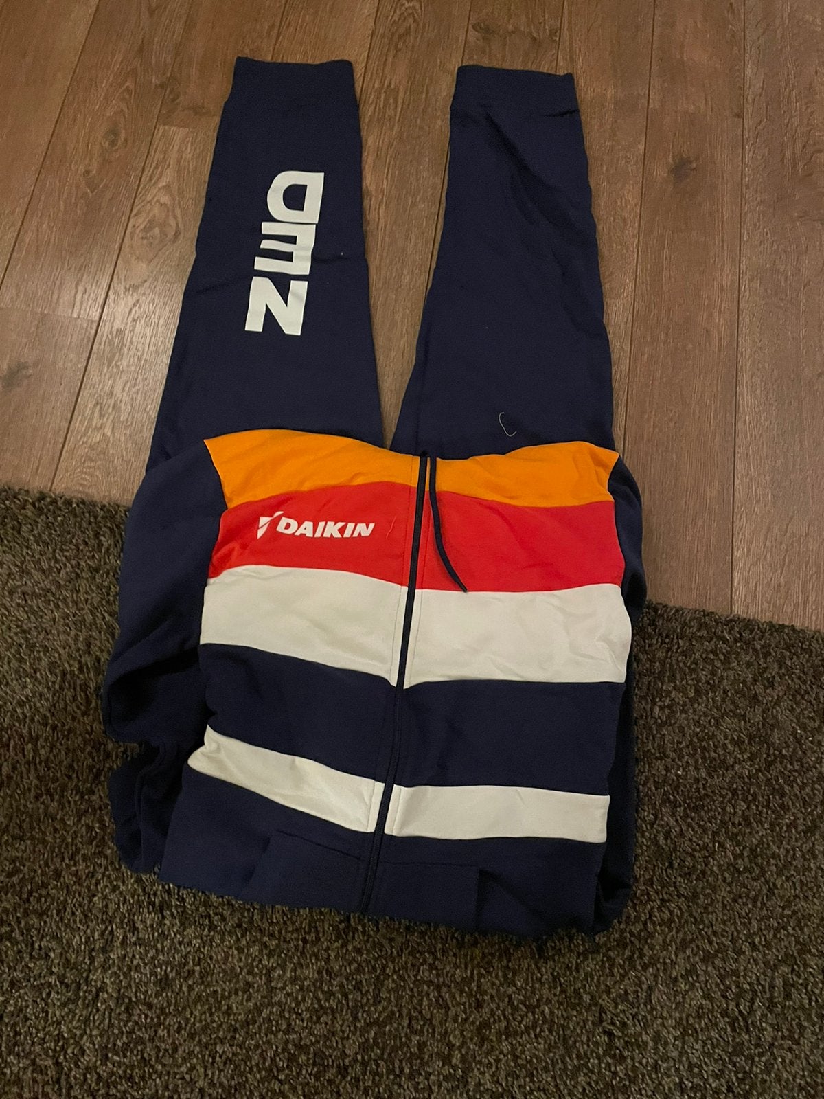 TEAM NL ONESIE maat M en L, Kleding | Dames, Pyjama's, Ophalen of Verzenden, Nieuw, Maat 38/40 (M)