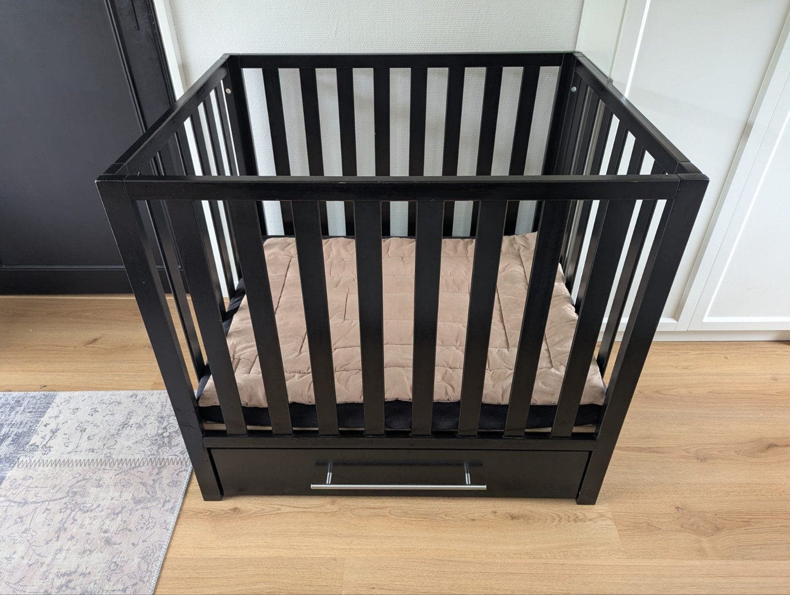 Box Colorfull Home Patryk met lade black wash incl., Kinderen en Baby's, Ophalen, Zo goed als nieuw, Rechthoekig, In hoogte verstelbaar