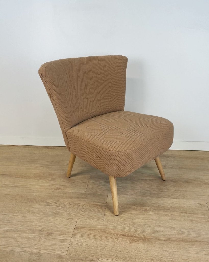 Vintage cocktailstoel —nieuw gestoffeerd met Kvadrat, Ophalen, Hout, Bruin, Vintage