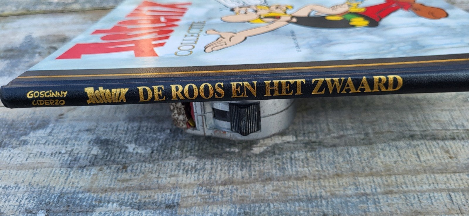 Asterix Collectie: De Roos en het Zwaard (Hardcover), Eén stripboek, Ophalen, Gelezen, Goscinny, Uderzo