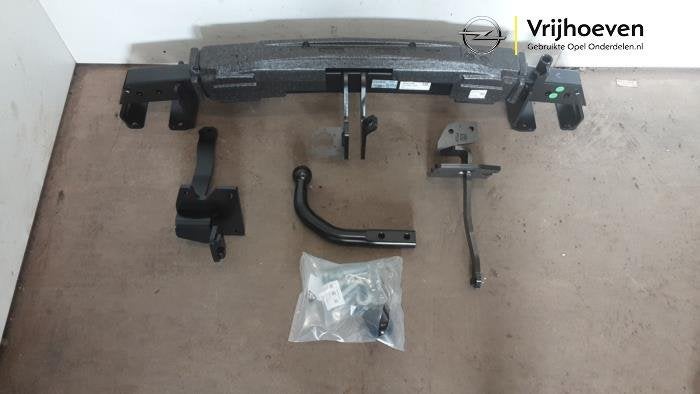 Trekhaak van een Opel Astra (Astra L 22-), 12 maanden garantie, -, -, Opel