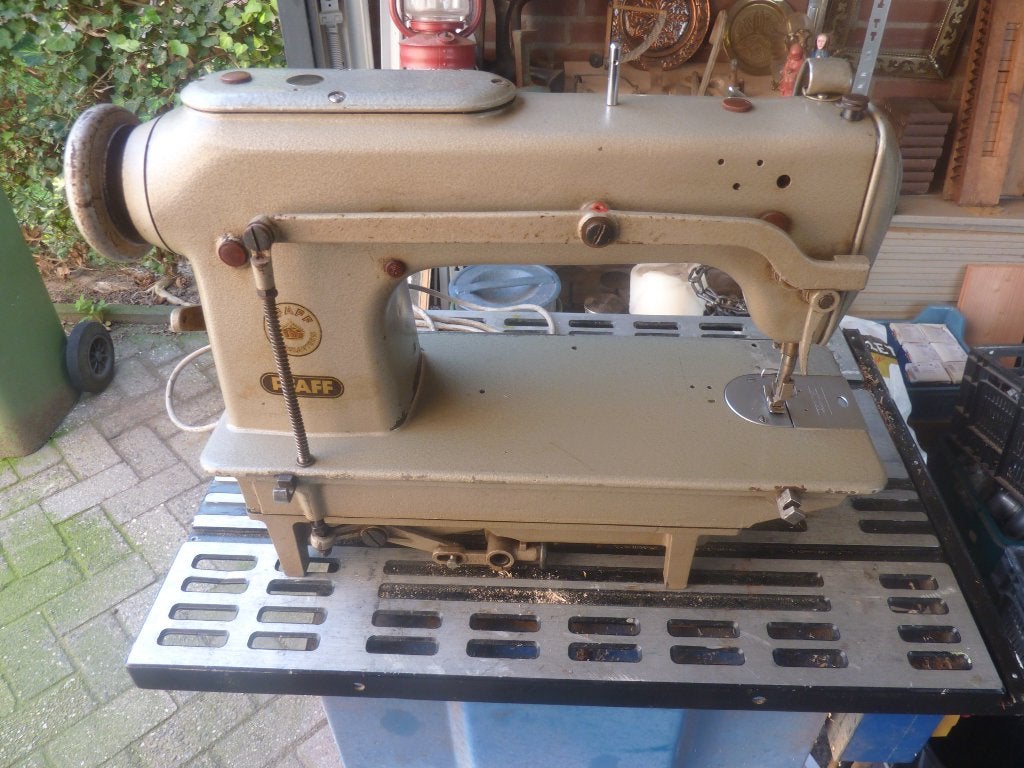 antieke pfaff eisenkolb 6489339 naai machine, Ophalen of Verzenden, Gebruikt, Naaimachine, Overige merken