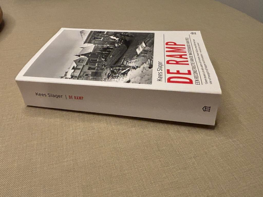 De Ramp - Kees Slager - Watersnood van 1953, Ophalen of Verzenden, 20e eeuw of later, Zo goed als nieuw