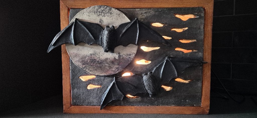 Vleermuizen bij volle maan - Keramiek & Hout, Antiek en Kunst, Meerkleurig, Ophalen of Verzenden, Handgemaakt, Steen/keramiek
