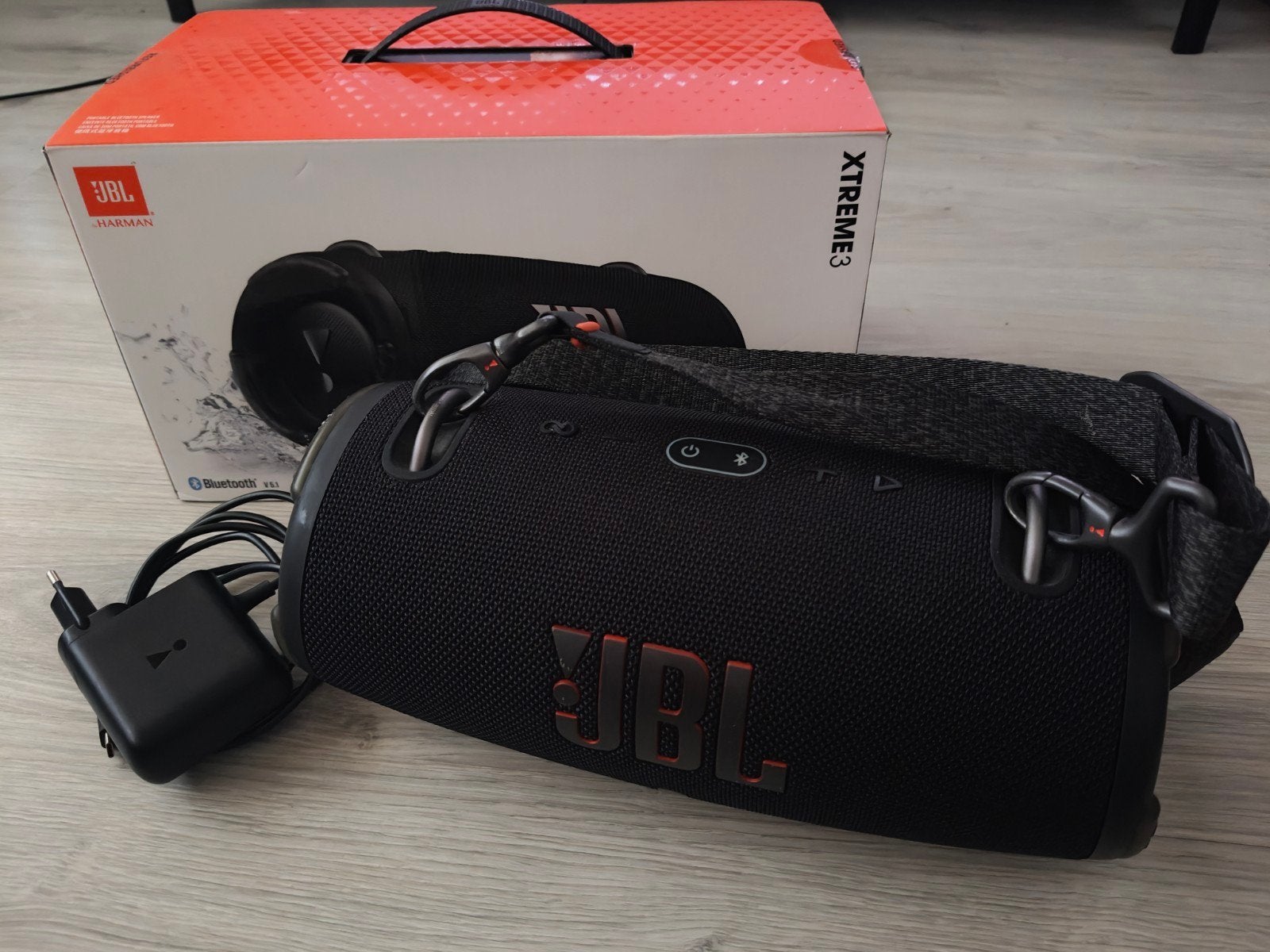 JBL Xtreme 3 compleet en als nieuw, Ophalen of Verzenden, Zo goed als nieuw, Minder dan 60 watt, JBL