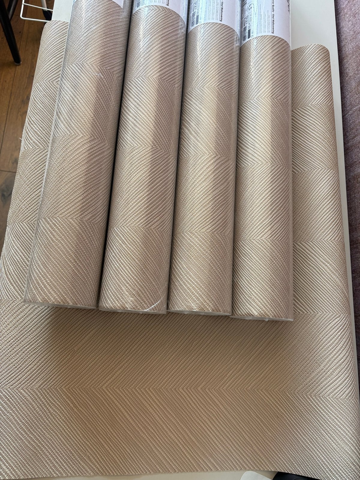 4/5x Eijffinger Calm Crafted Behang - Visgraat Beige/Taupe, Huis en Inrichting, Natuurlijk, Structuur, Ophalen of Verzenden, 25 tot 50 m²