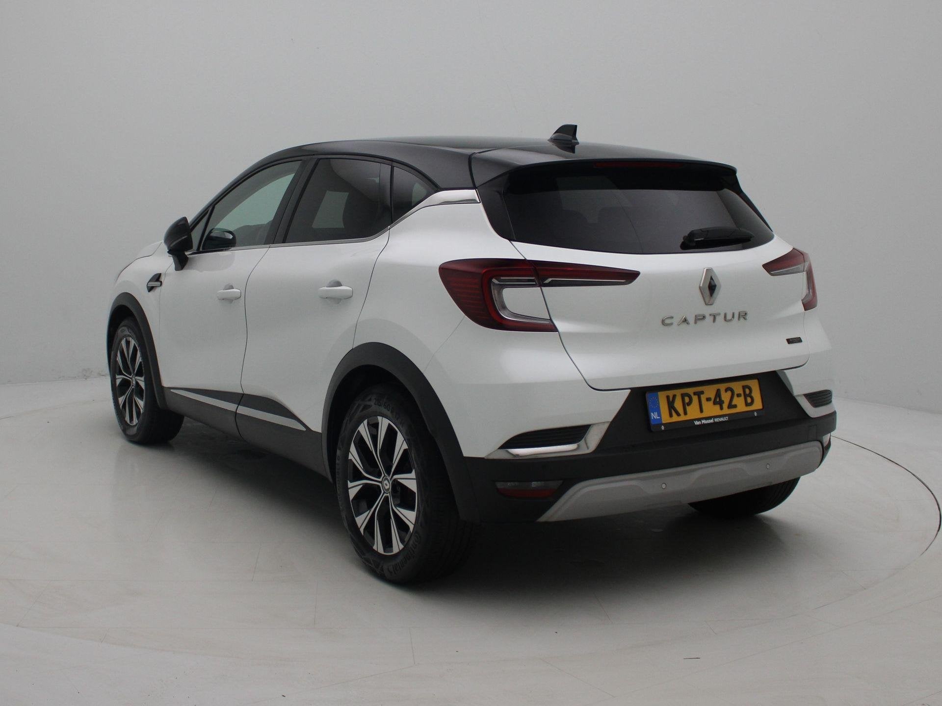 Renault Captur E-Tech full hybrid 145 Techno | Easy link nav, Gebruikt, 4 cilinders, 715 kg, Leder en Stof