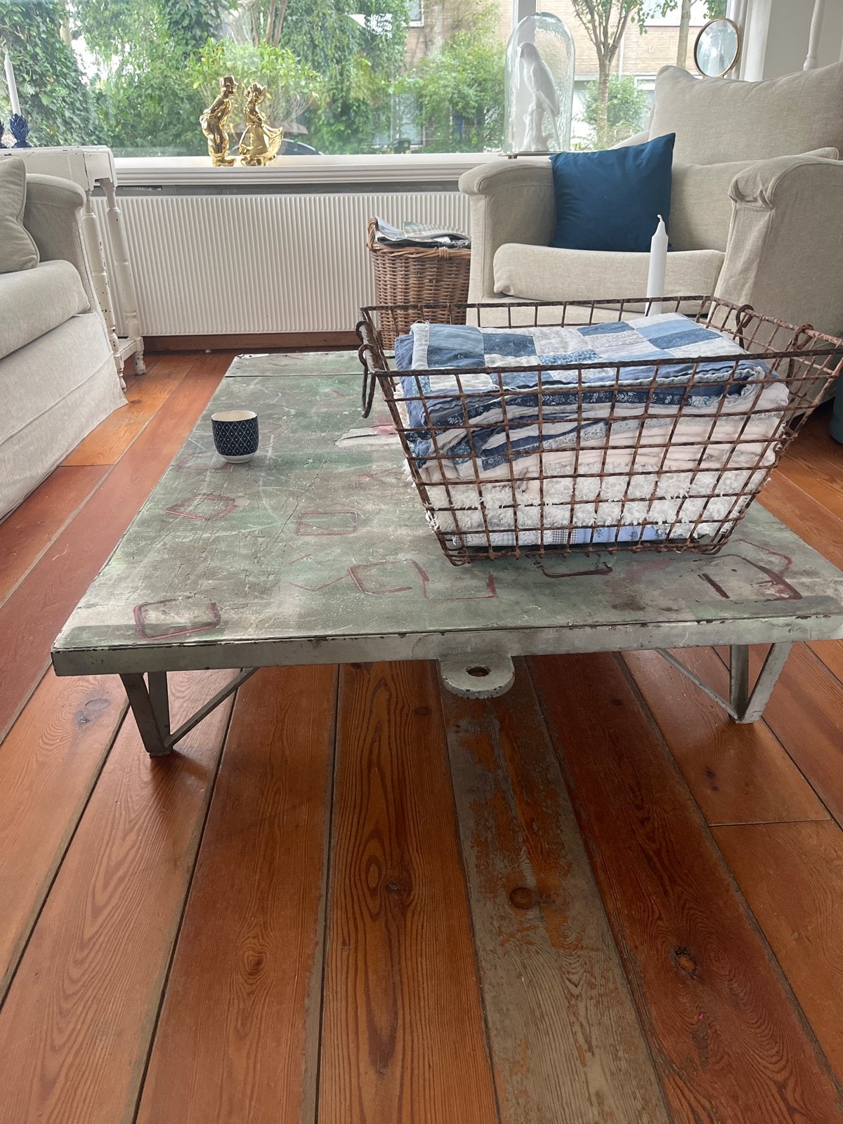 Industriële trolley/salontafel, Huis en Inrichting, Tafels | Salontafels, Gebruikt, 5 – 50, 50 tot 100 cm, 100 tot 150 cm, Rechthoekig
