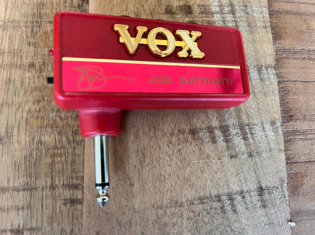 Vox Joe Satriani amPlug Guitar Headphone Amp Red, Ophalen of Verzenden, Gebruikt