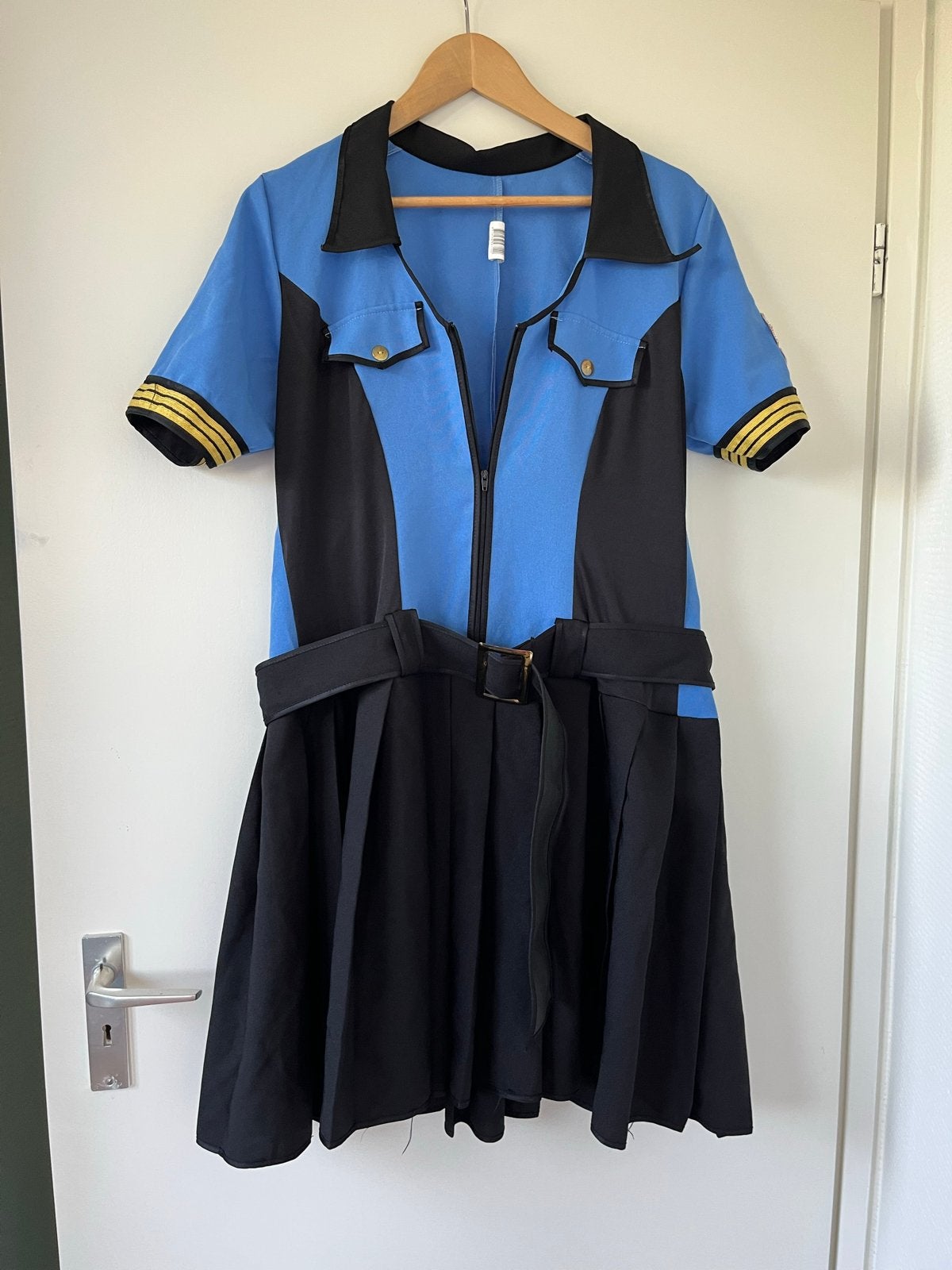 Politie kostuum met pet - Maat XL, Carnaval, Maat 42/44 (L), Ophalen of Verzenden, Kleding