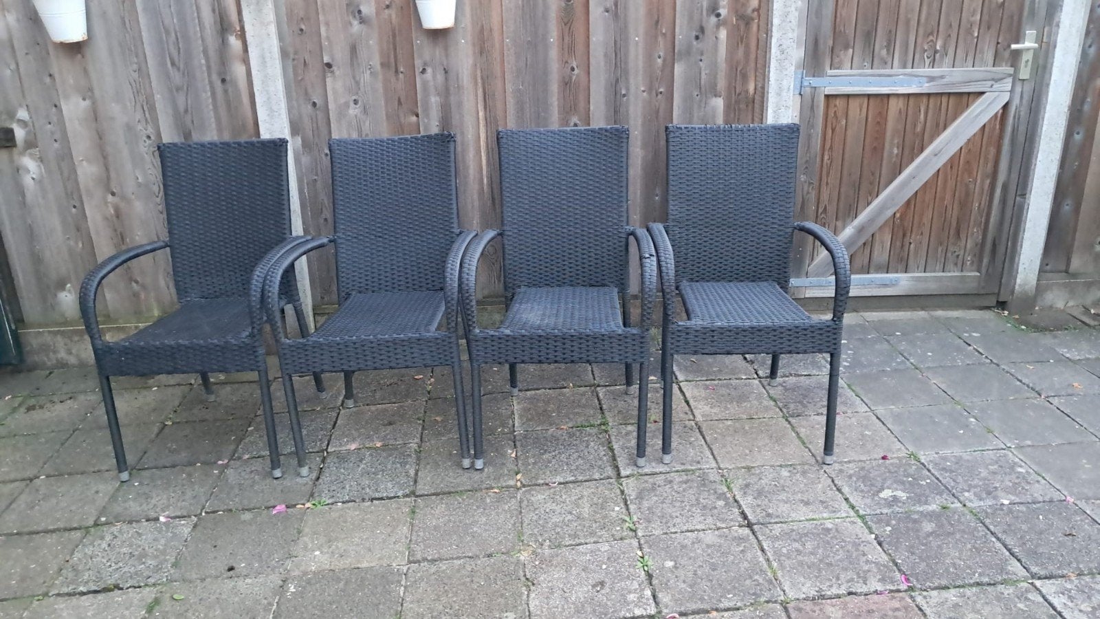 Set van 4 tuinstoelen, donkergrijs, Ophalen, Gebruikt, Kunststof, Stapelbaar