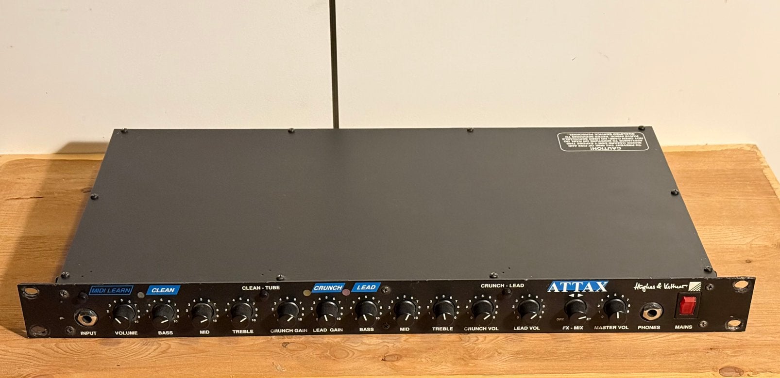 Hughes&Kettner Attax 3 kanaals  pre-amp met buis., Ophalen, Gebruikt, Gitaar, Minder dan 50 watt
