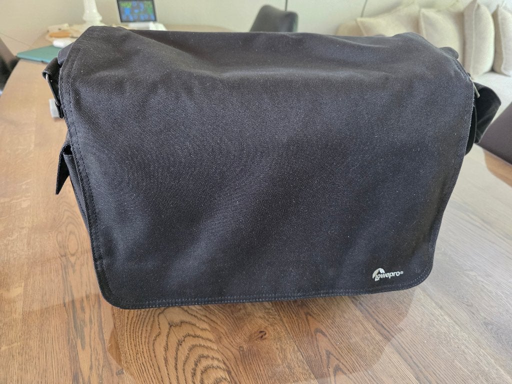 Lowepro Urban Reporter 350, Lowepro, Zijvakken, Ophalen of Verzenden, Zo goed als nieuw