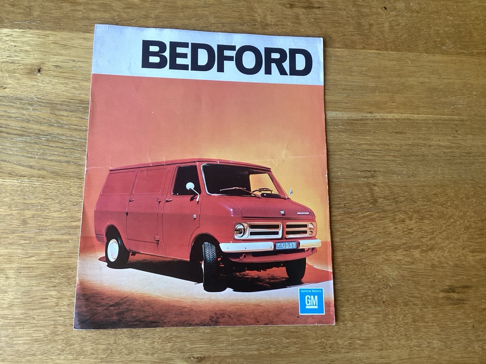 Bedford Bestelwagen Brochure - Nieuwe Bestelwagens, Boeken, Ophalen of Verzenden, Gelezen, Overige merken