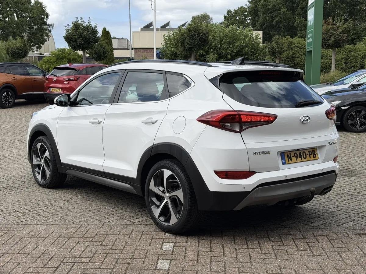 Hyundai Tucson 1.6 T-GDi Comfort PANORAMADAK | CAMERA | TREK, Stof, Gebruikt, 4 cilinders, Wit