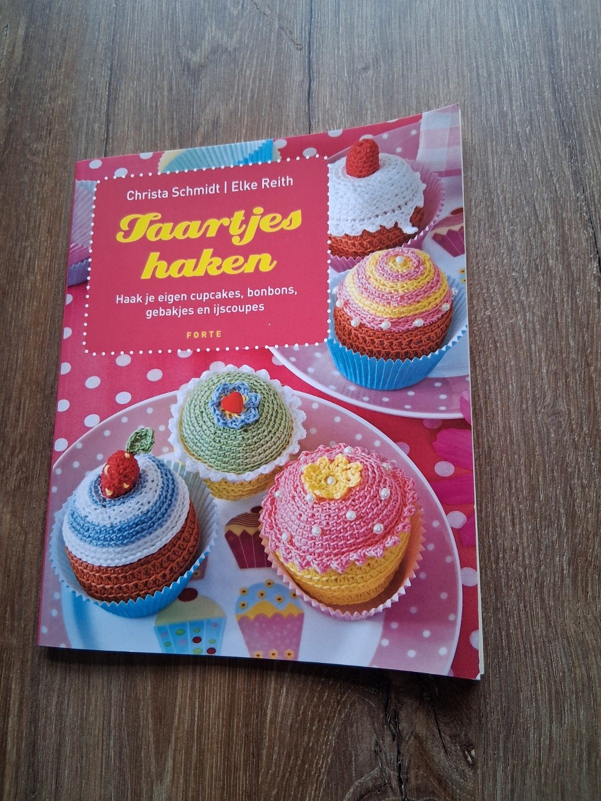 Taartjes haken., Ophalen of Verzenden, Gelezen, Breien en Haken