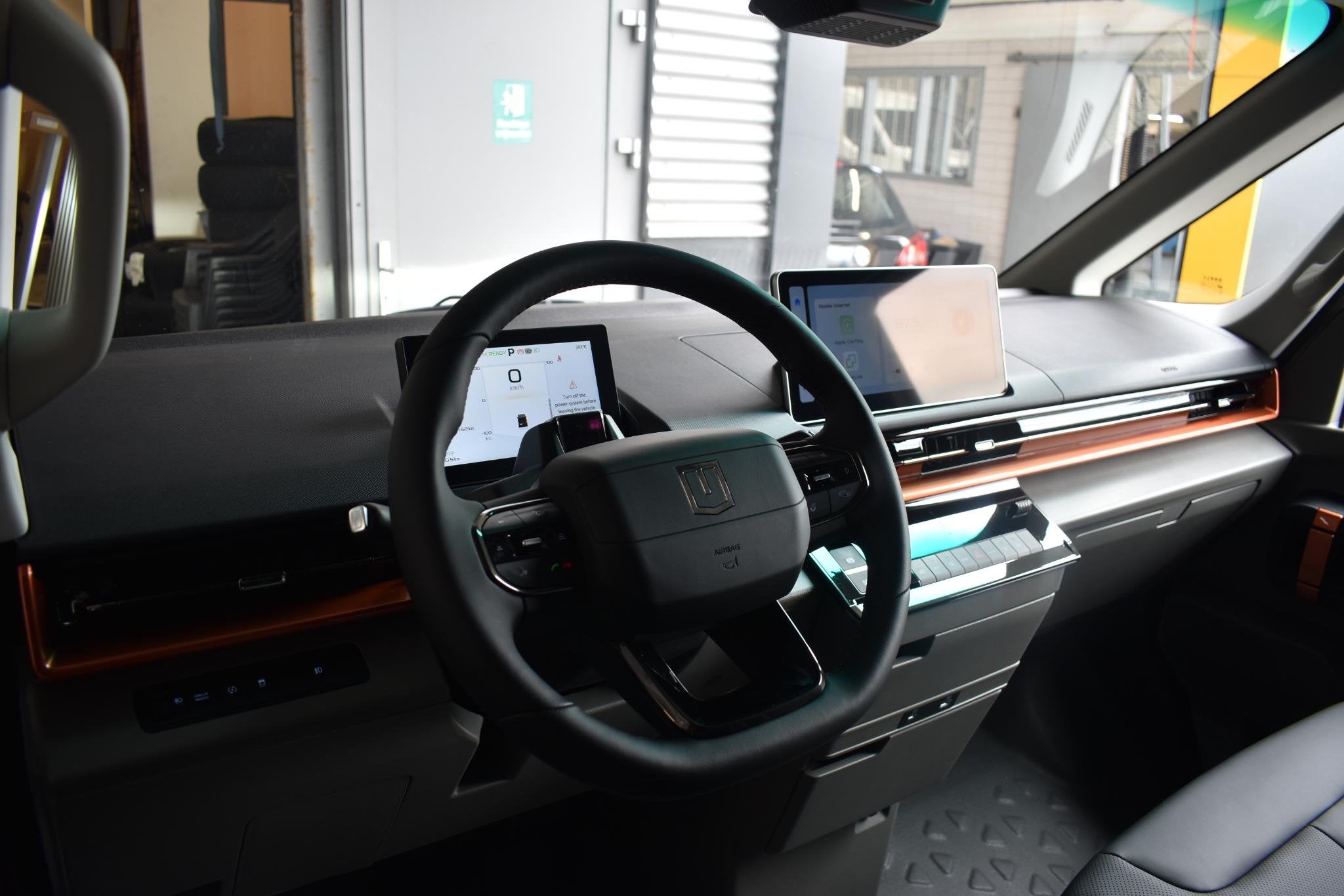 Farizon SV L2H2 83 kWh RIJKLAAR | 360 CAMERA | TREKHAAK | ST, Auto's, Wit, Automatische klimaatregeling, Te koop, 3 stoelen