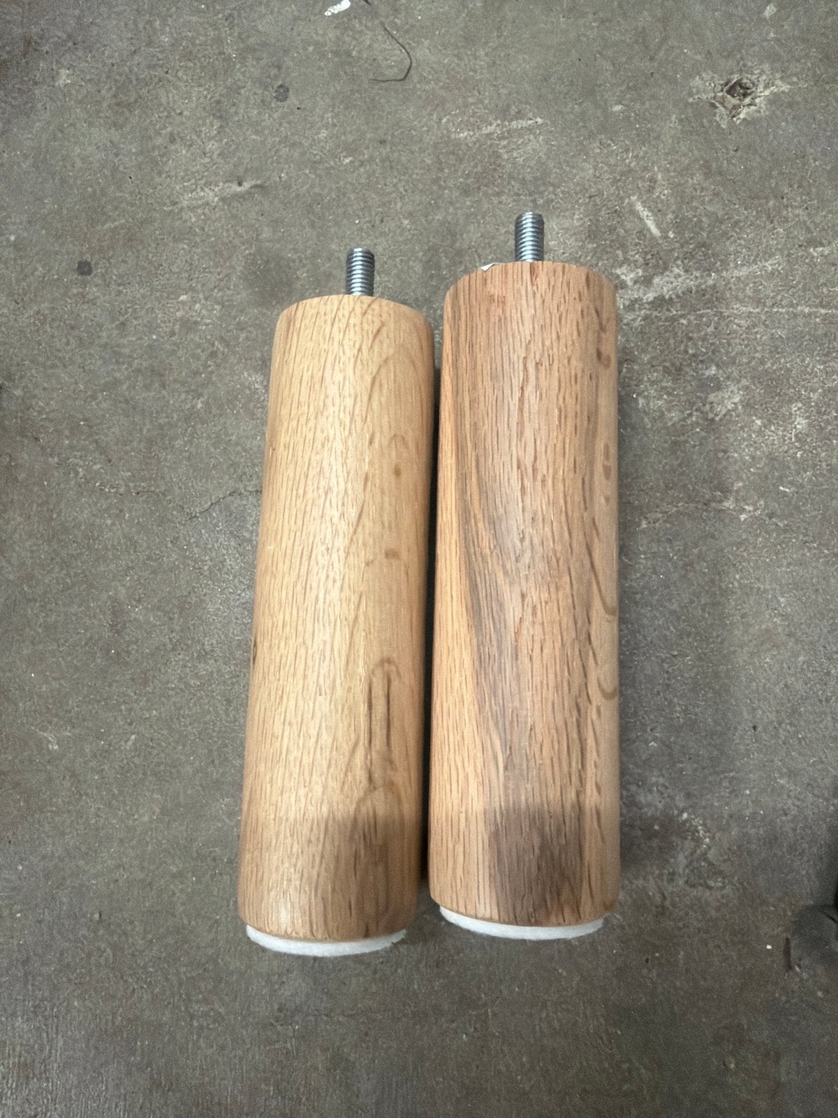 2x Houten meubelpoten met schroefdraad, Ophalen of Verzenden, Gebruikt