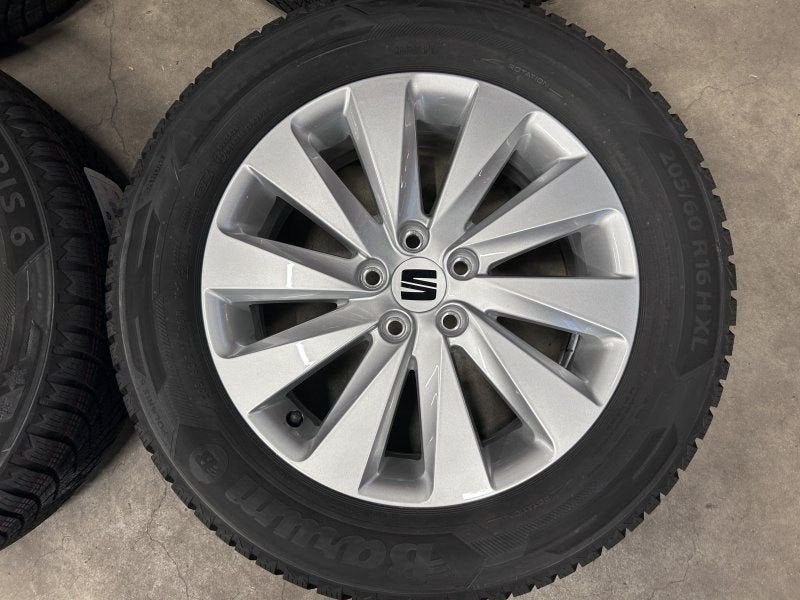 16 inch originele velgen + winterbanden Seat Arona, -, Banden en Velgen, Nieuw, -