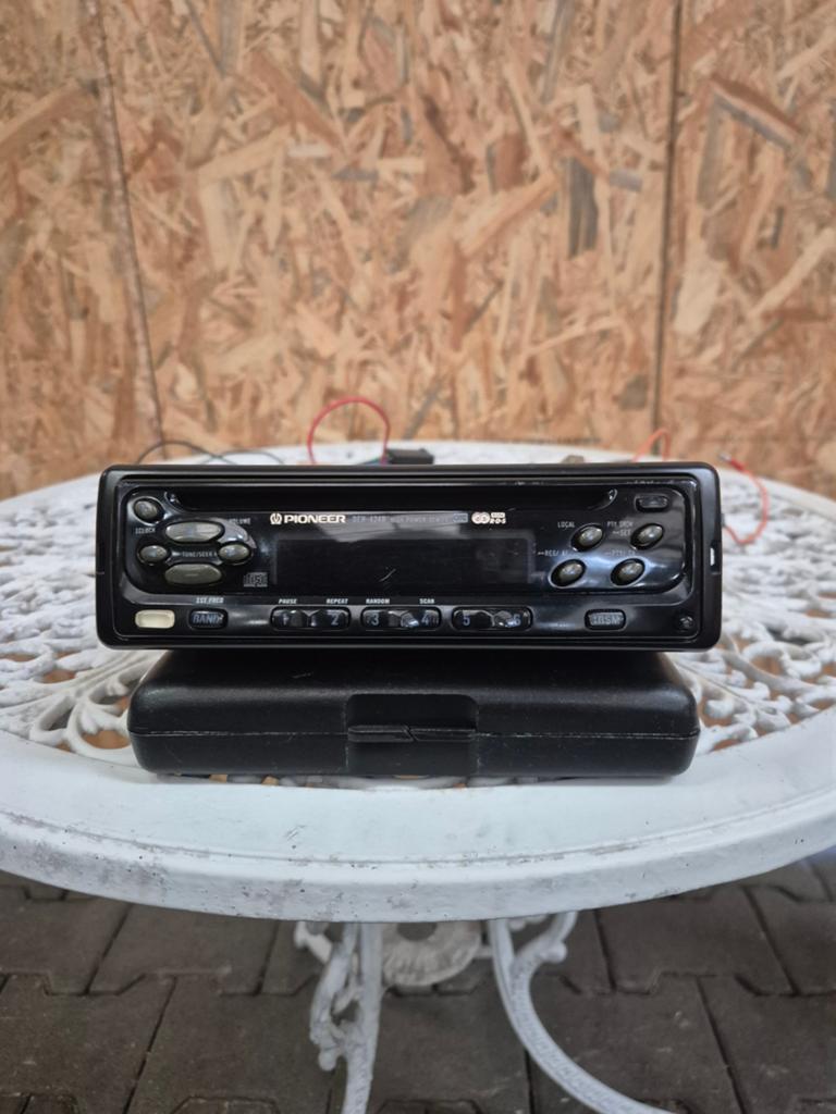 Pioneer autoradio, Ophalen