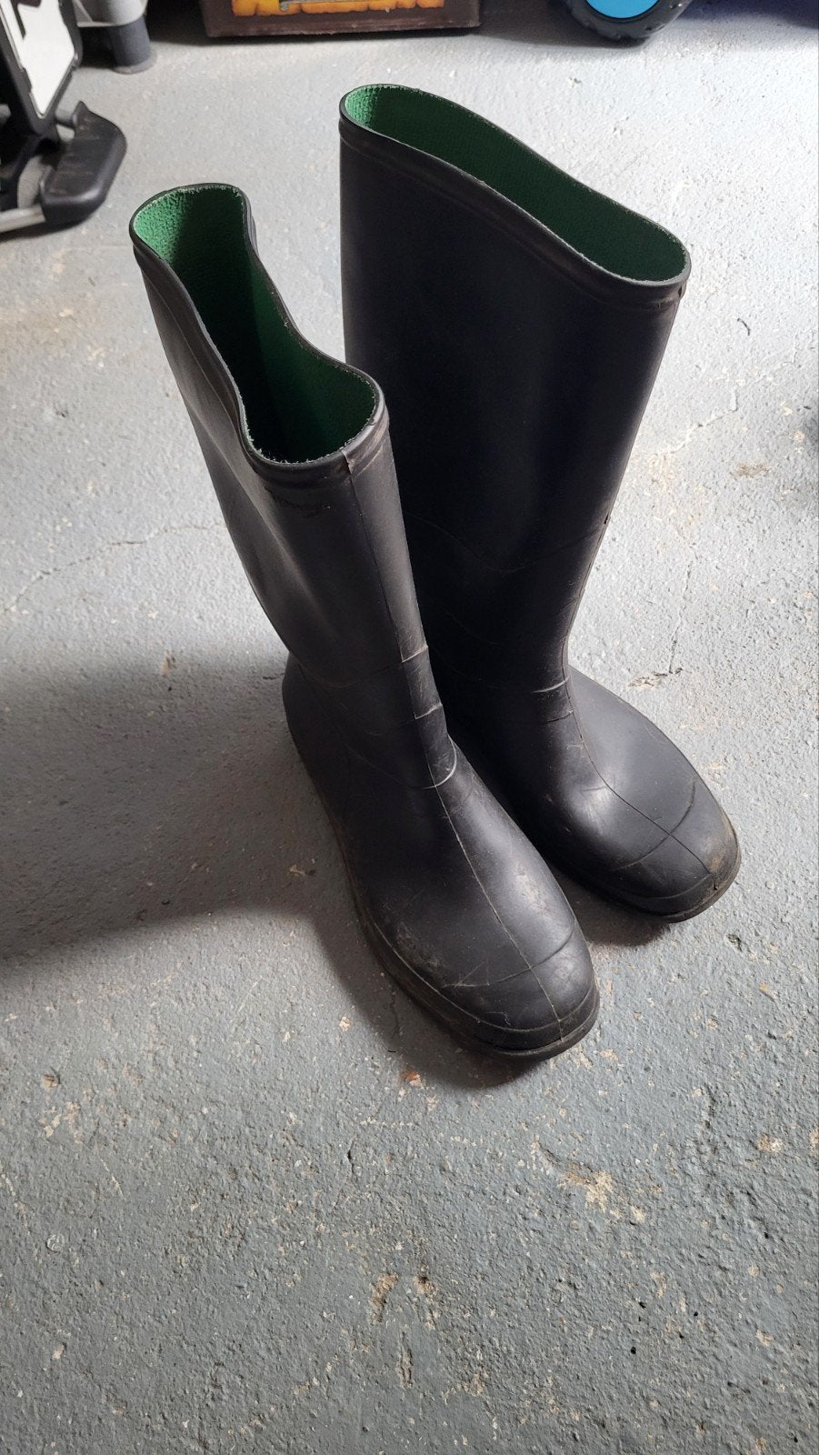 2 paar laarzen maat 43 in goede staat, Kleding | Heren, Ophalen of Verzenden, Zo goed als nieuw, Zwart, Regenlaarzen