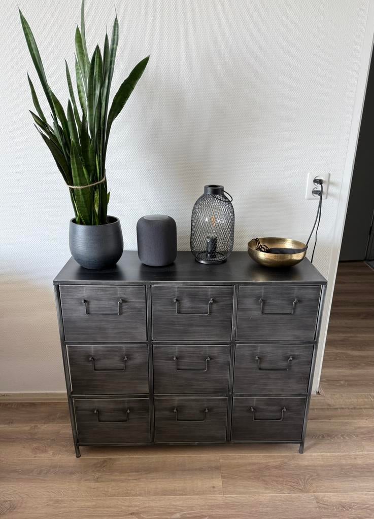 Metalen industrieel dressoir  Kasten | Dressoirs  Marktplaats