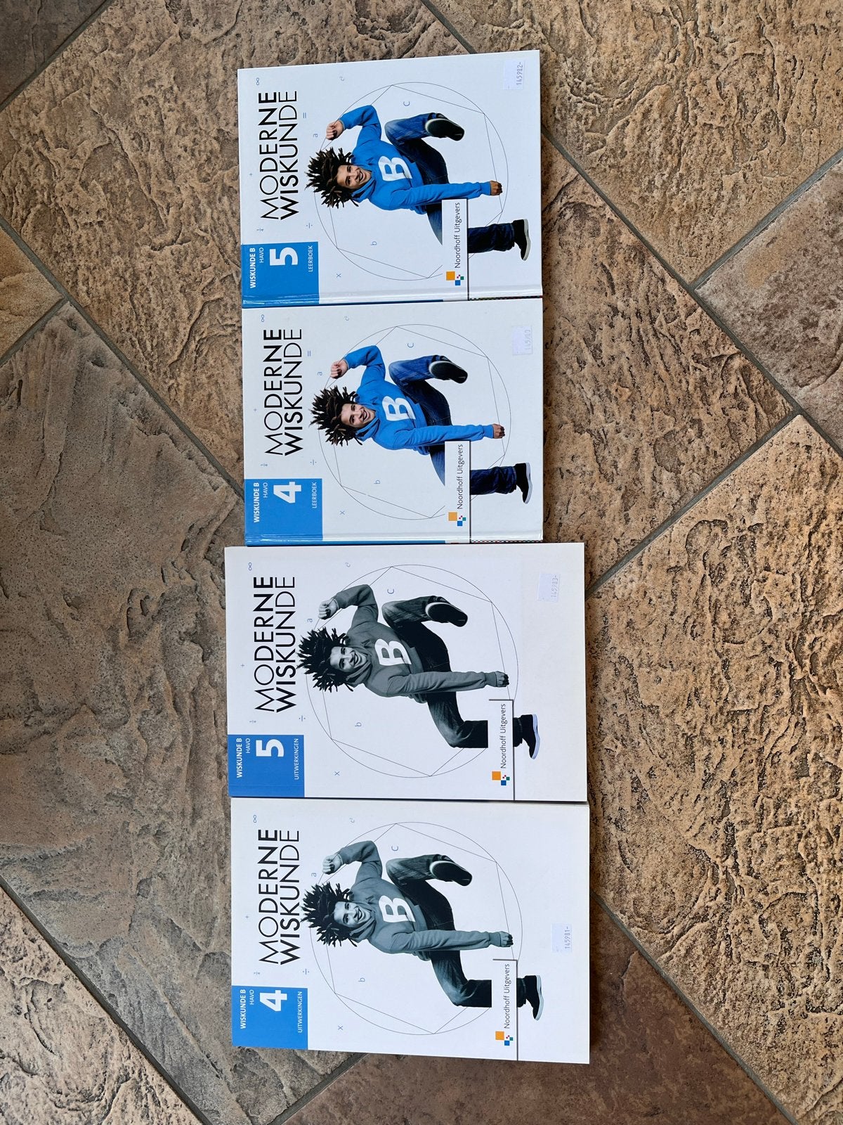 Moderne Wiskunde B Boeken (deel 4 & 5), Boeken, Ophalen, Gelezen, HAVO, Wiskunde B