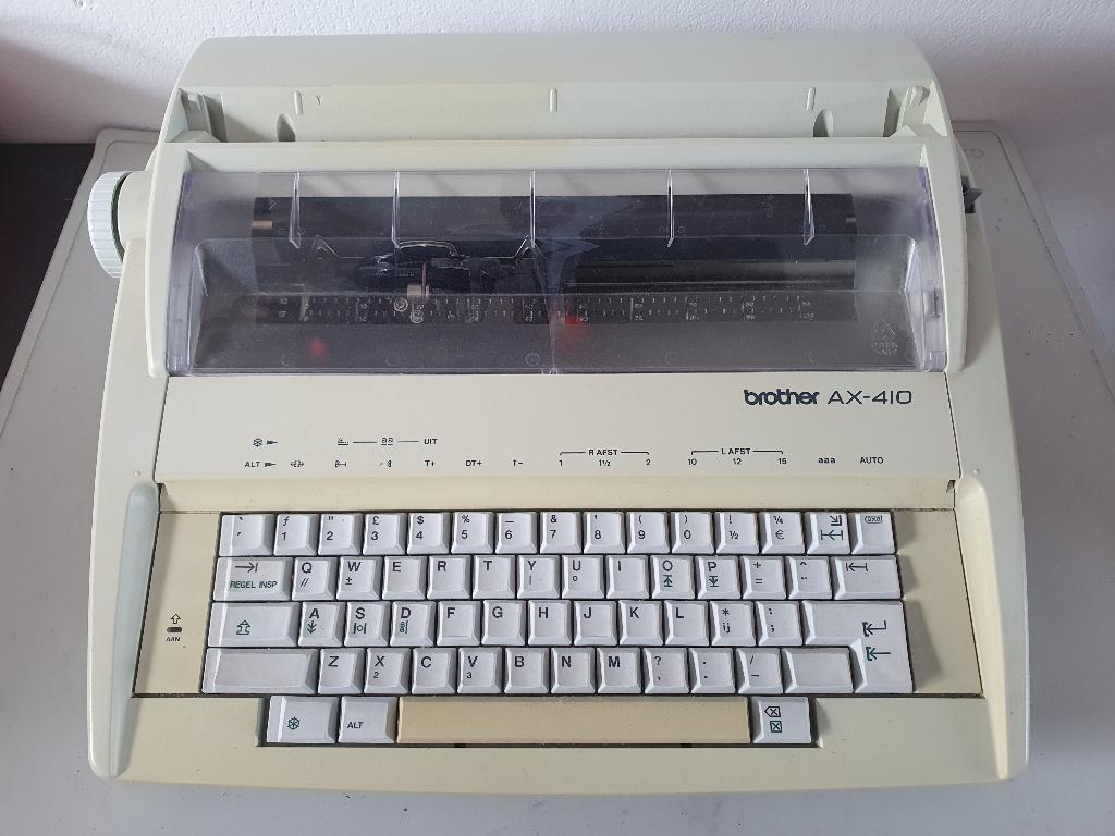 BROTHER AX-410 elektronische schrijfmachine, Diversen, Typemachines, Verzenden, Gebruikt