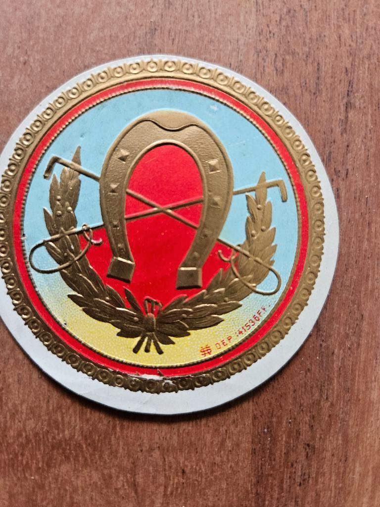 kistetiket hoefijzer, Ophalen of Verzenden, Nieuw, Sigarenbandjes