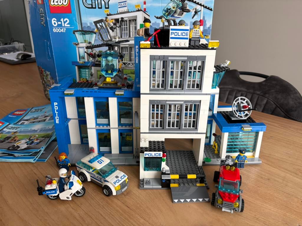 Lego City Politiebureau, Ophalen, Lego, Inclusief doos, Complete set