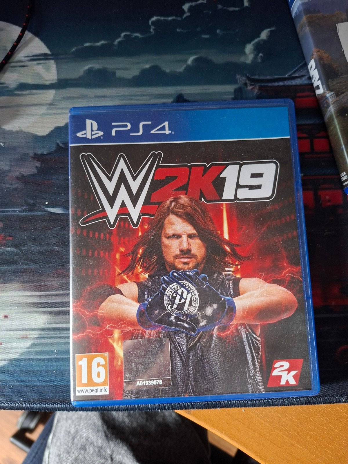 W2k19, Ophalen, Online, Vechten, Zo goed als nieuw