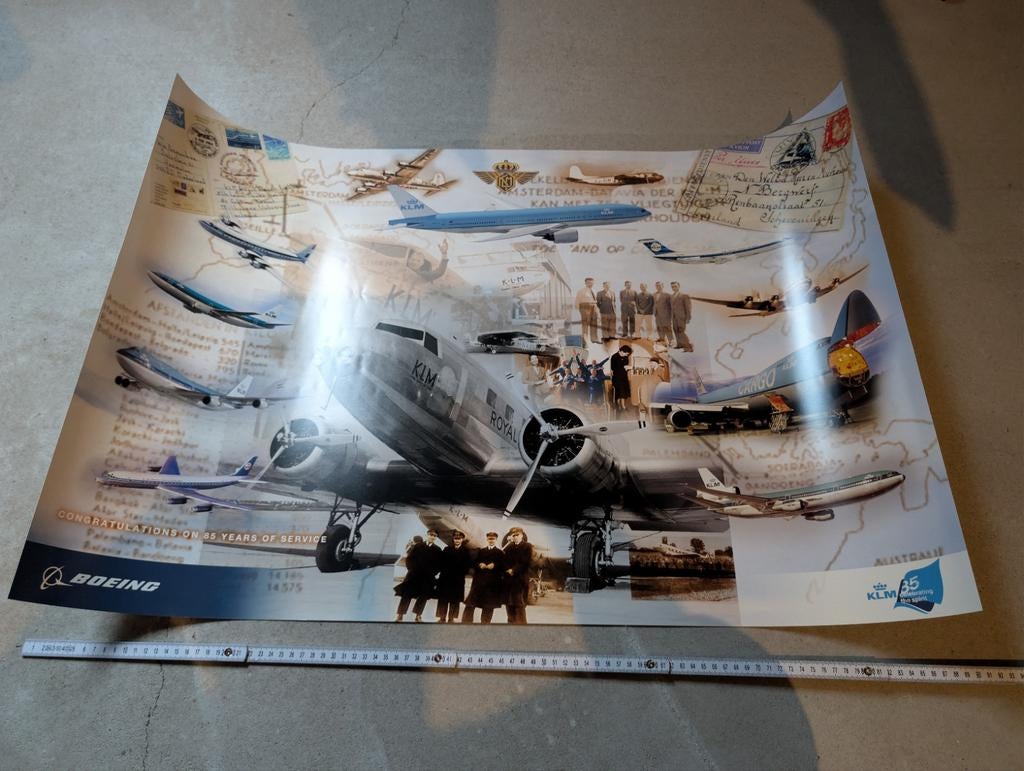 Boeing poster KLM 85 jaar jubileum, Gebruikt, Rechthoekig Liggend, Ophalen of Verzenden, A1 t/m A3