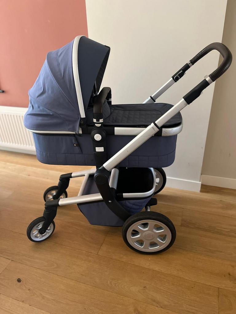 Joolz Day 2 kinderwagen - Blauw met reiswieg, Kinderen en Baby's, Kinderwagens en Combinaties, Gebruikt, Met reiswieg, Ophalen