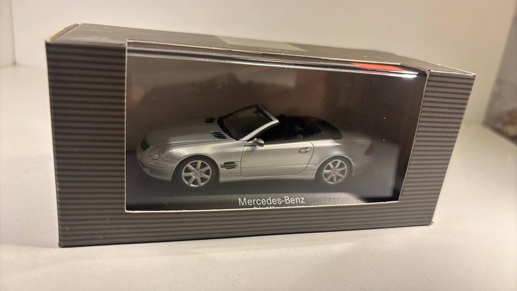 Mercedes benz sl klasse minichamps 1.43, Auto, Ophalen of Verzenden, MiniChamps, A