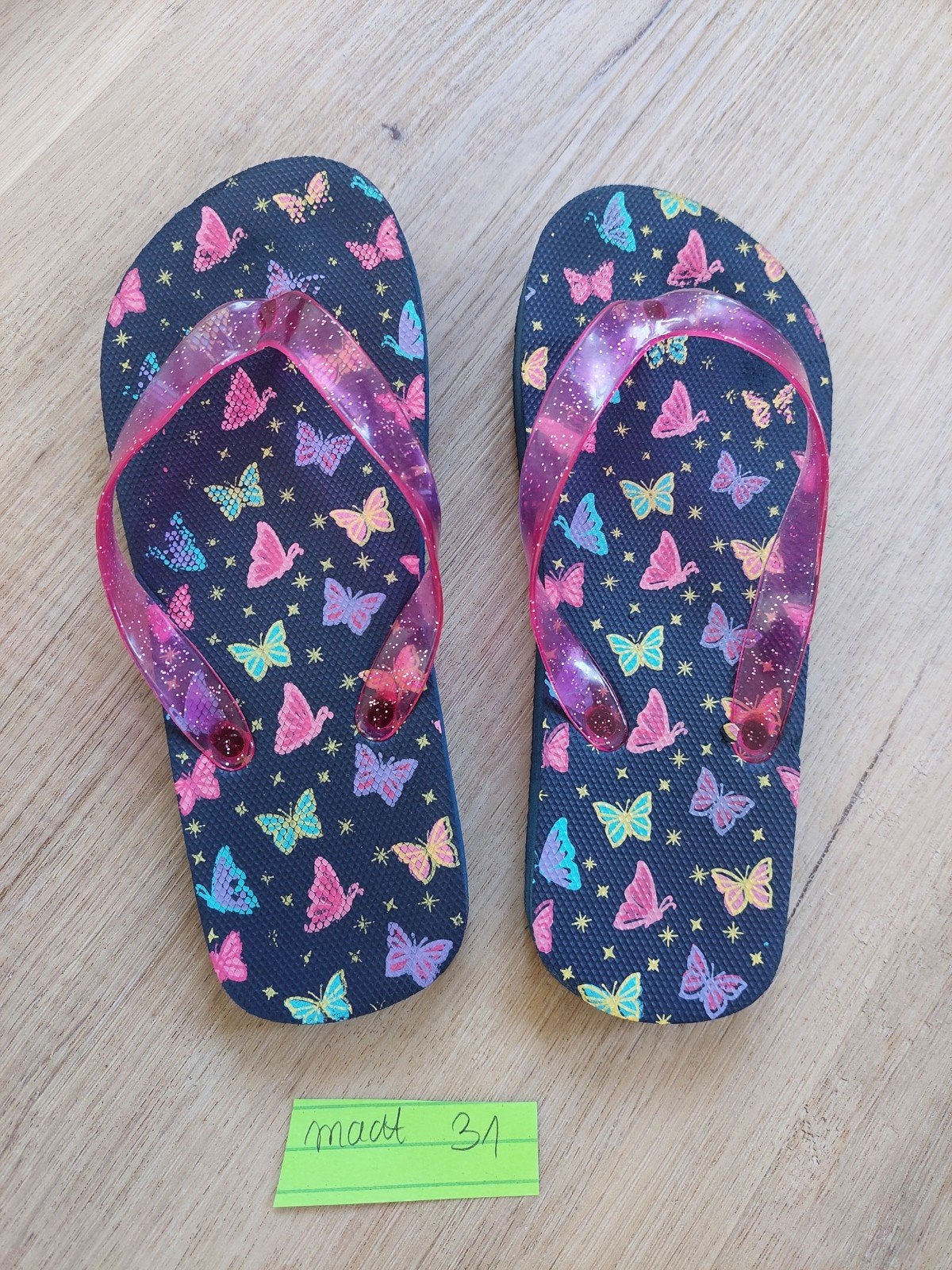 Leuke slippers met vlinders, maat 31, Ophalen of Verzenden