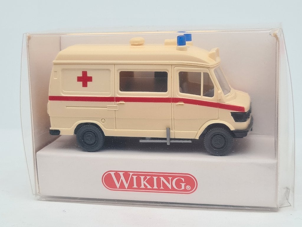 Mercedes 207D ambulance - Wiking 1/87, Verzenden, Zo goed als nieuw, Auto, Wiking
