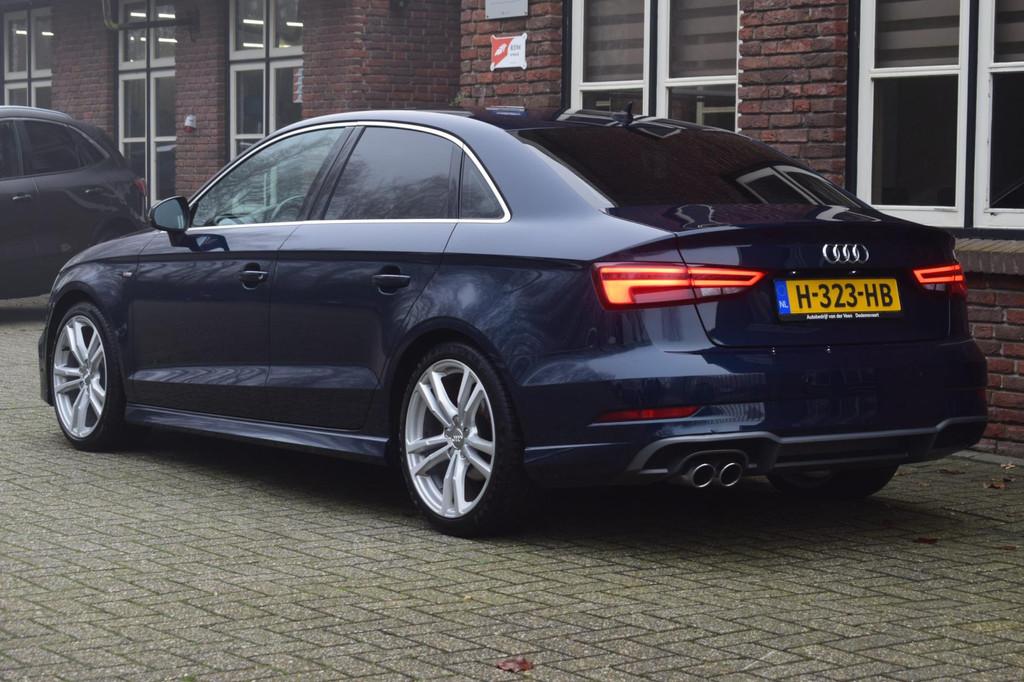 Audi A3 Limousine 35 TFSI S-Tronic Automaat S Line | Stoelve, 4 cilinders, Blauw, Leder en Stof, Automatische klimaatregeling