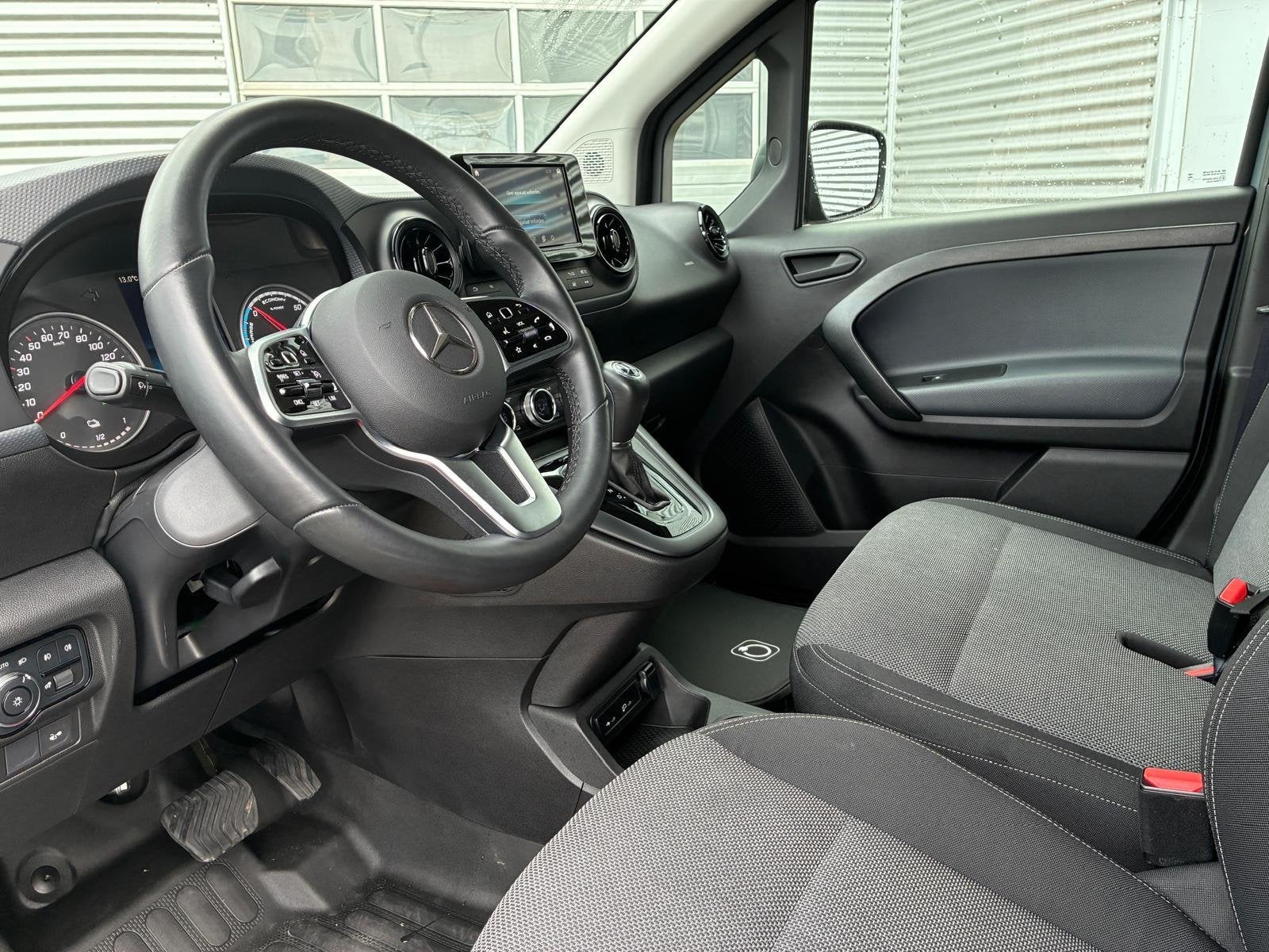 Mercedes-Benz eCitan L1 51 kWh 3-Zits Snelladen | Apple Carp, Auto's, Stof, Zwart, 122 pk, 2 stoelen