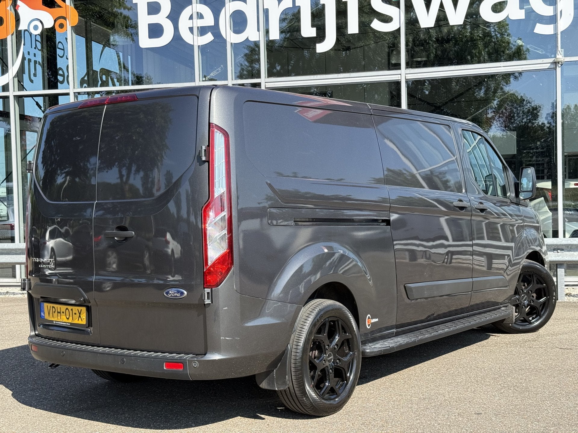 Ford Transit Custom 300 2.0 TDCI L2H1 Raptor | ZB-Edition |, Voorwielaandrijving, 4 cilinders, 1991 kg, Bedrijf