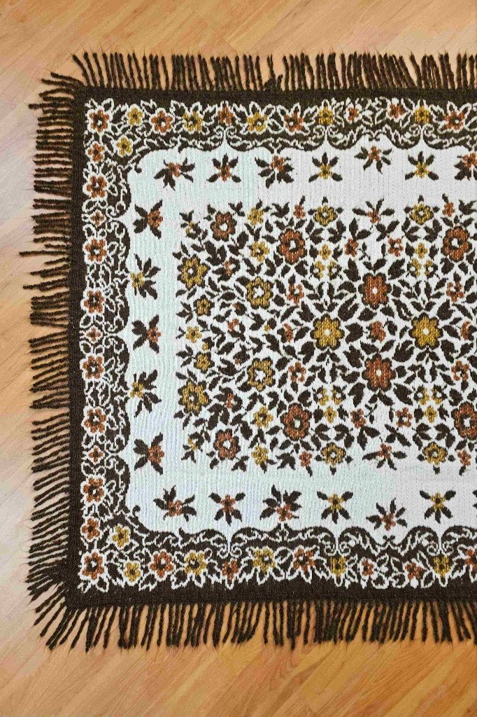 Kleed tafelkleed bloemmotief 145/120 cm, Gebruikt, Etten-Leur, DJT@dejuistetoon.eu, Ophalen of Verzenden