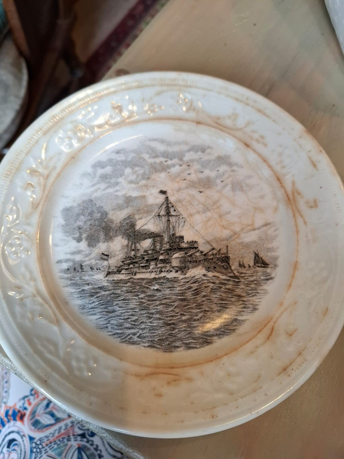 Antiek bord met schip - Petrus Regout & Co. Maastricht, Antiek en Kunst, Ophalen