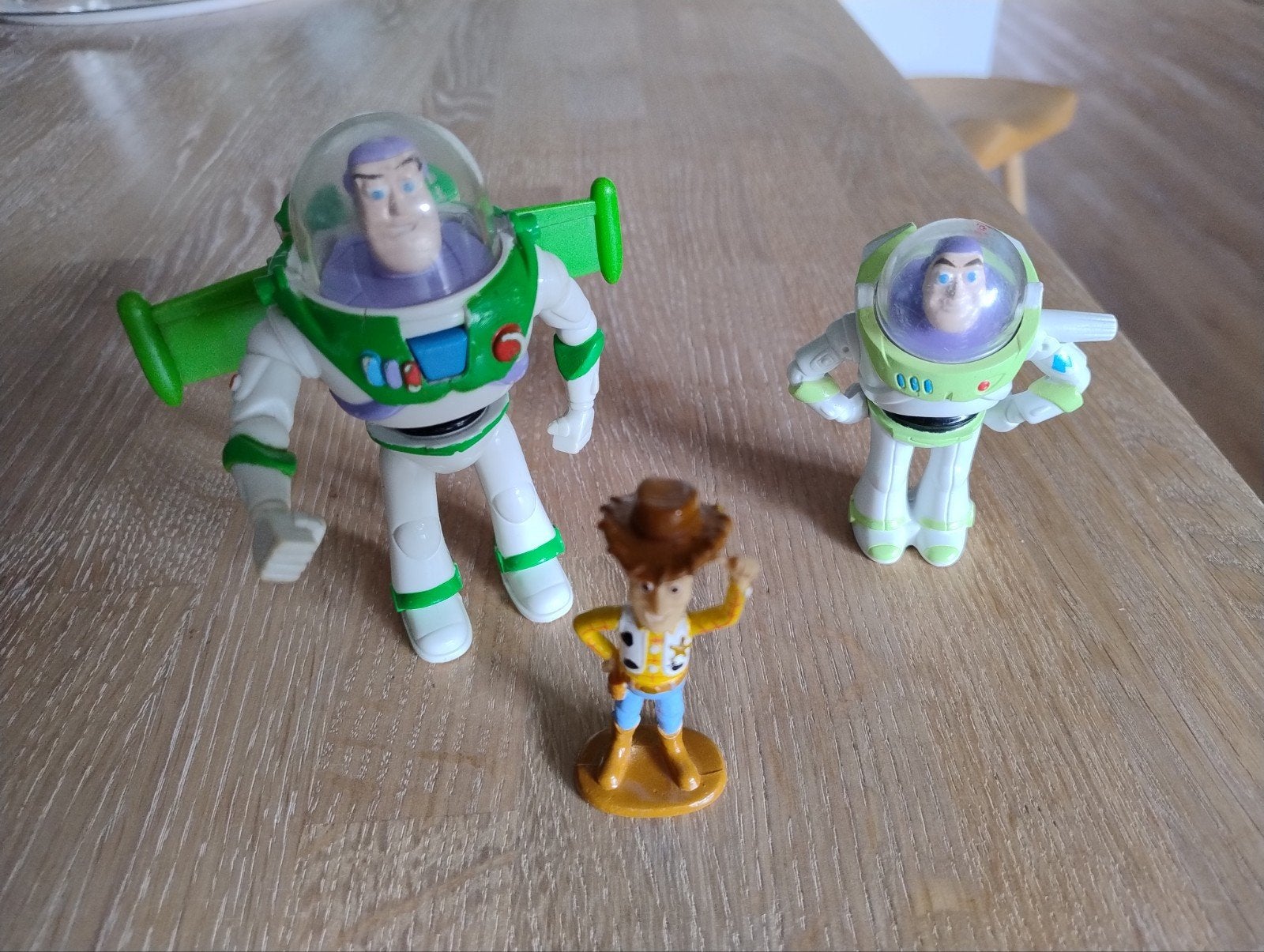 2 keer Buzz Lightyear en 1 Woody, Verzamelen, Transformers, G1, Ophalen of Verzenden