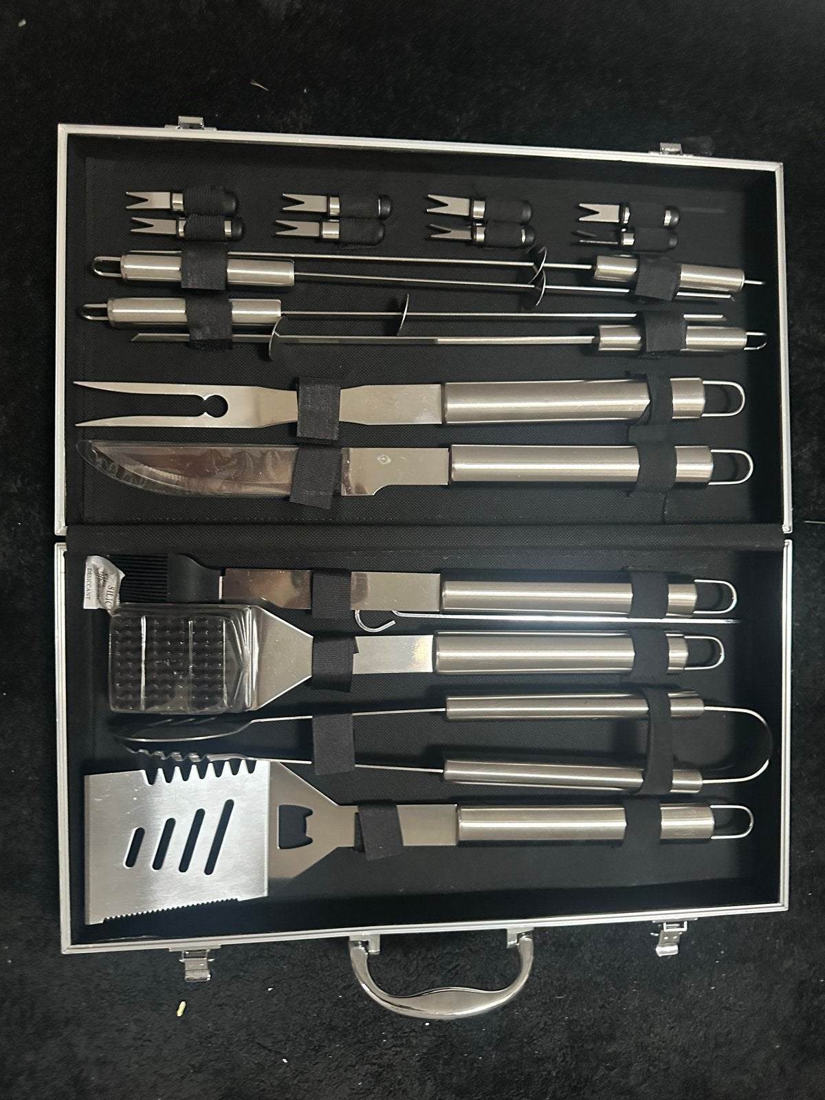 Complete BBQ Gereedschap Set in Aluminium Koffer, Ophalen of Verzenden, Zo goed als nieuw