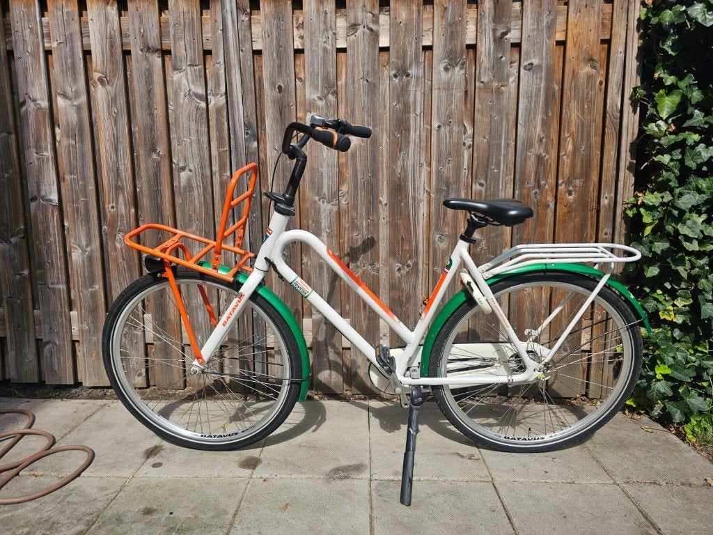 Postcodeloterij fiets - 28 inch, Fietsen en Brommers, Fietsen | Dames | Damesfietsen, Ophalen, Terugtraprem, Versnellingen, Batavus