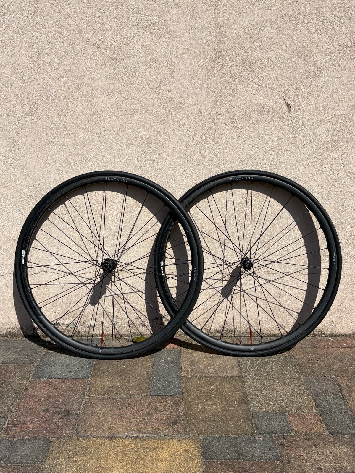 Black Inc Twenty Carbon Wielset - Zo goed als nieuw, Fietsen en Brommers, Fietsonderdelen, Wiel, Ophalen of Verzenden, Zo goed als nieuw