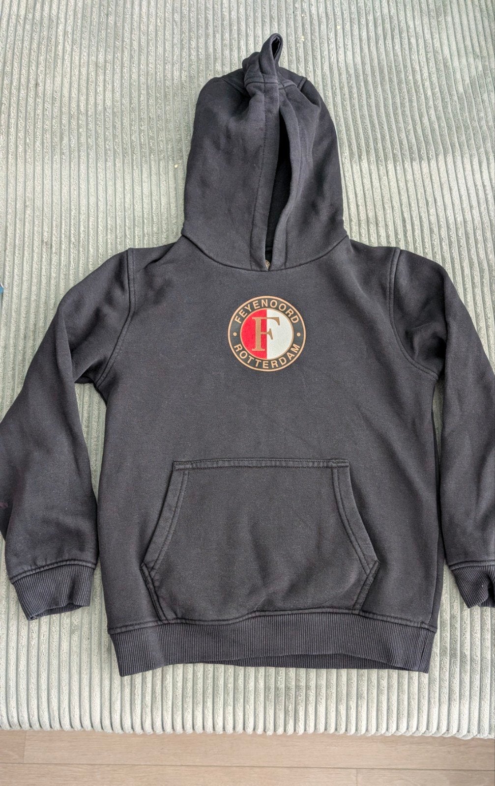 Feyenoord hoody/trui zwart maat 122, Gebruikt, Castore, Jongen of Meisje, Trui of Vest