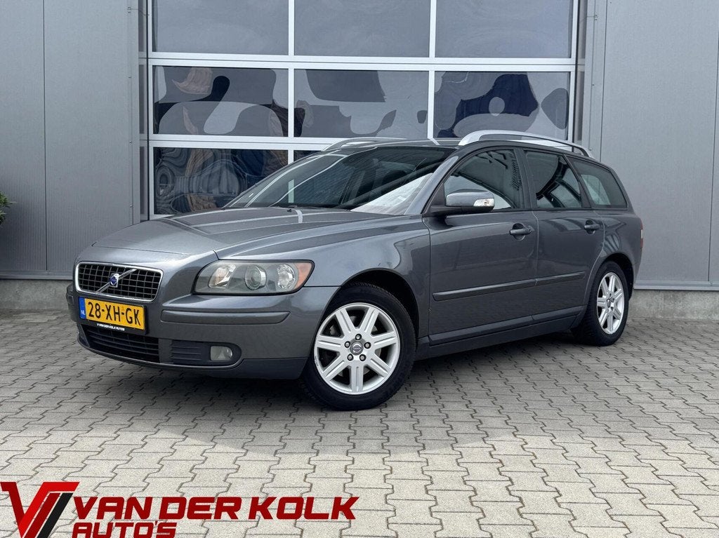 Volvo V50 2.4 Edition II Automaat | Cruise | Climate | Senso, Gebruikt, 700 kg, 2435 cc, Parkeersensor